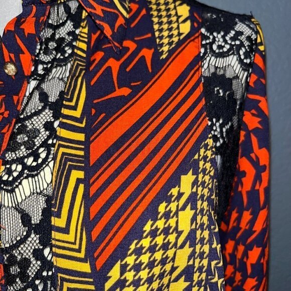 Anthropologie Anthro SKIES ARE BLUE Abstract Sheer Lace Button Up Shirt Top - L - Picture 3 of 10